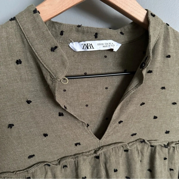 Zara A-line Shift Dress with Key hole front. Size XS - Picture 4 of 12